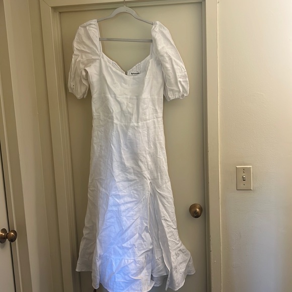 REFORMATION BELGIUM LINEN TAGS ON